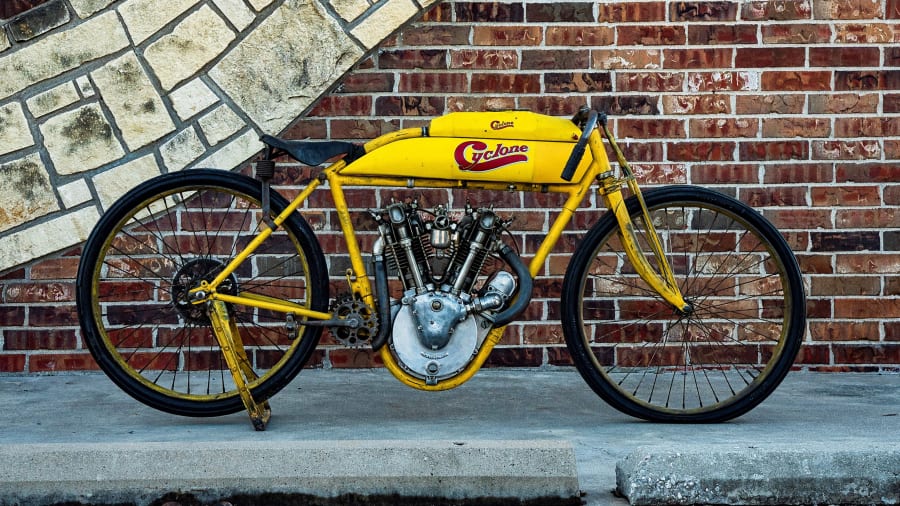 Cyclone Racer